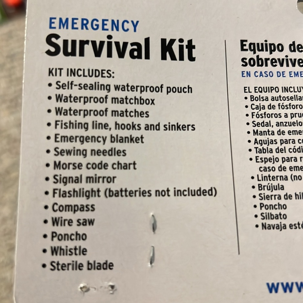 Emergency survival gear for camping - Picture 2 of 7